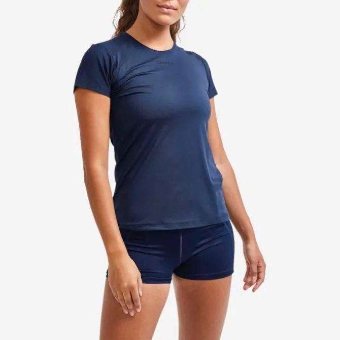 Craft T-paidat Ja Pitkähihaiset^ADV Essence Slim Tee