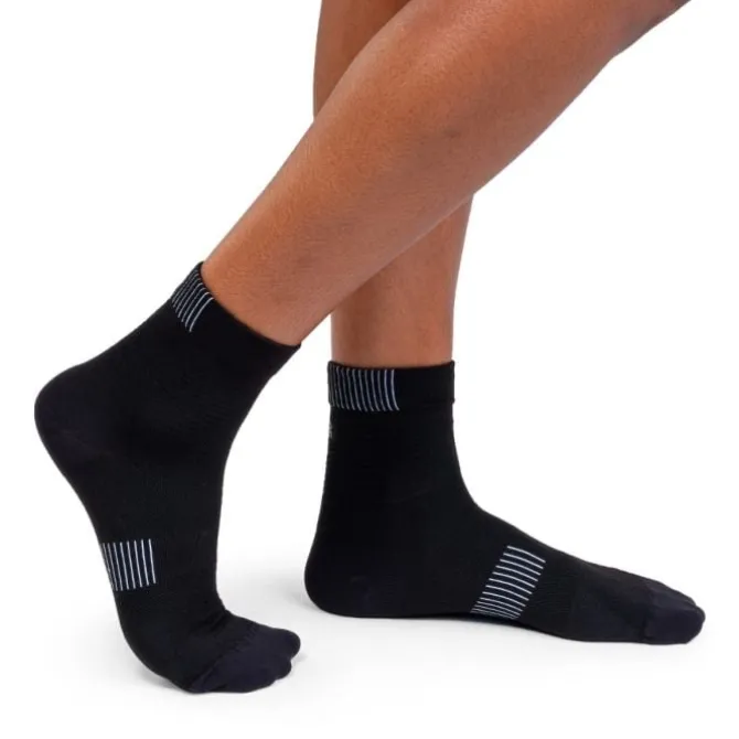 On Sukat | Juoksusukat^Ultralight Mid Sock Musta