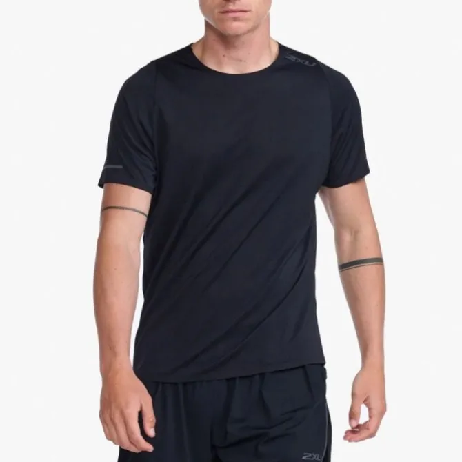 2XU T-paidat Ja Pitkähihaiset^Light Speed Tech Tee Musta